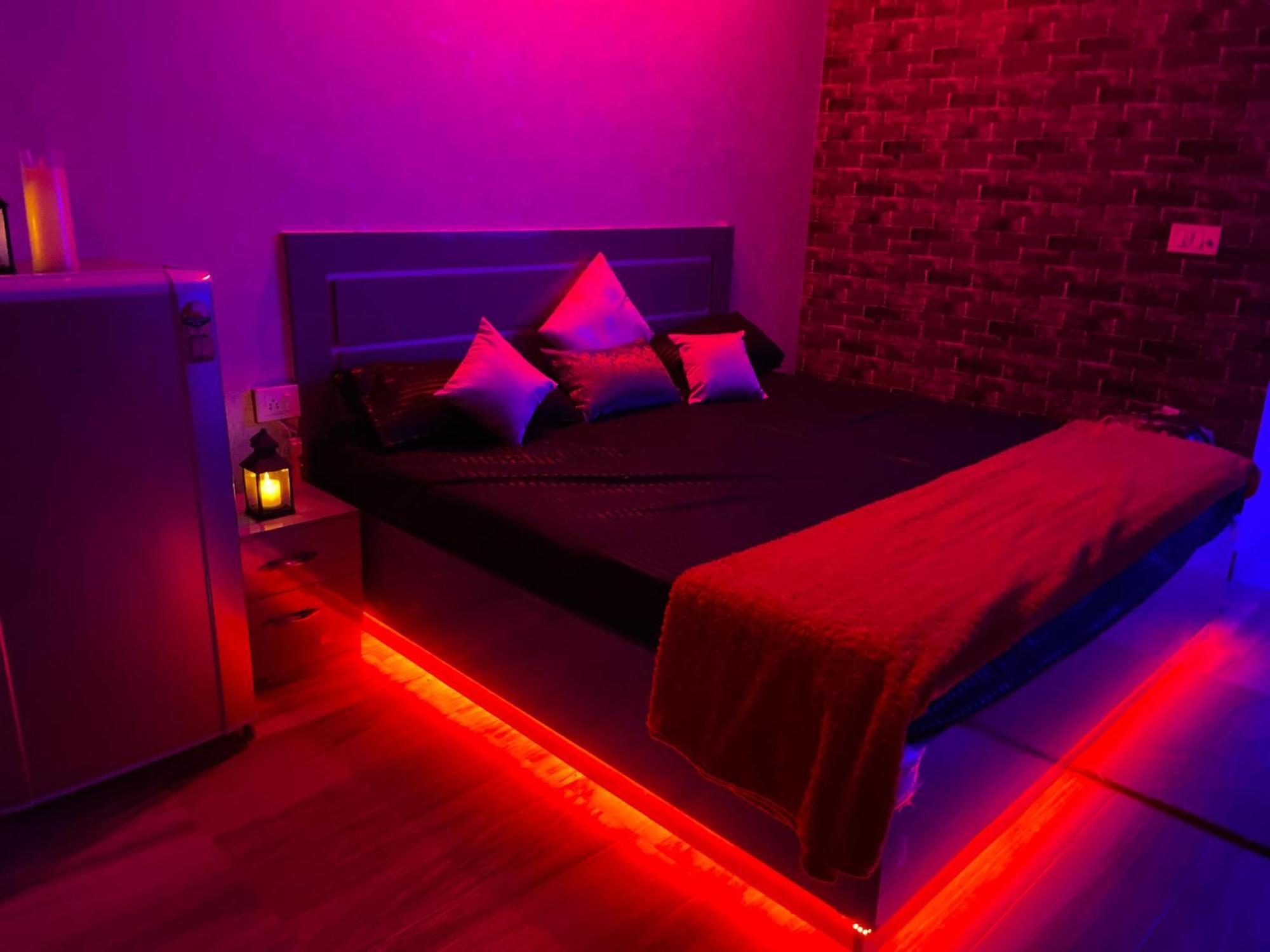 Kinky Dark Rooms Greater Noida Luaran gambar